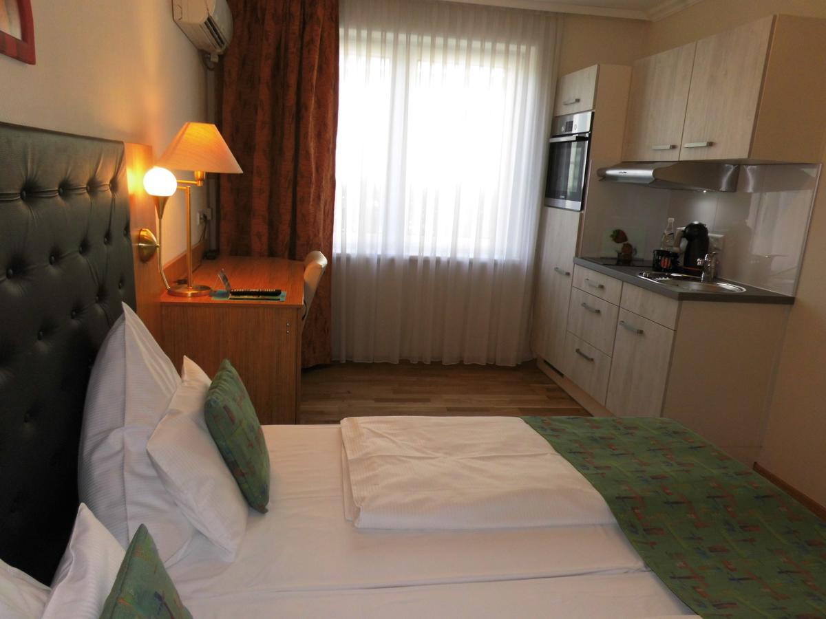 Aparthotel Guzulka & Restaurant 3*