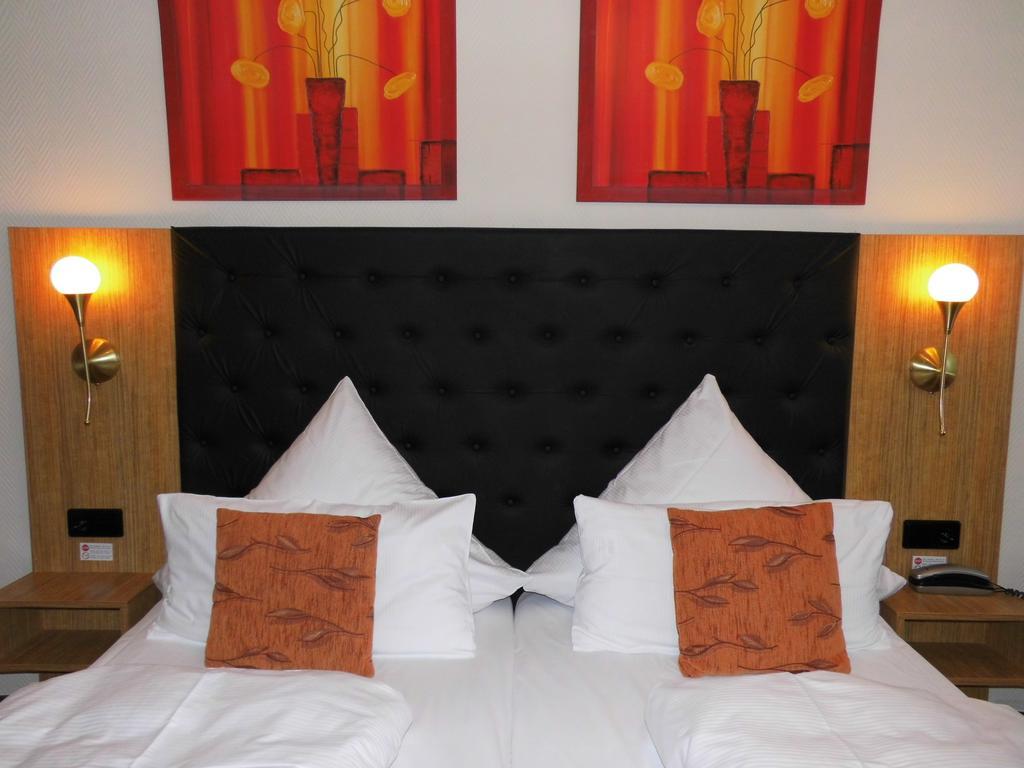 Aviv Aparthotel 3*