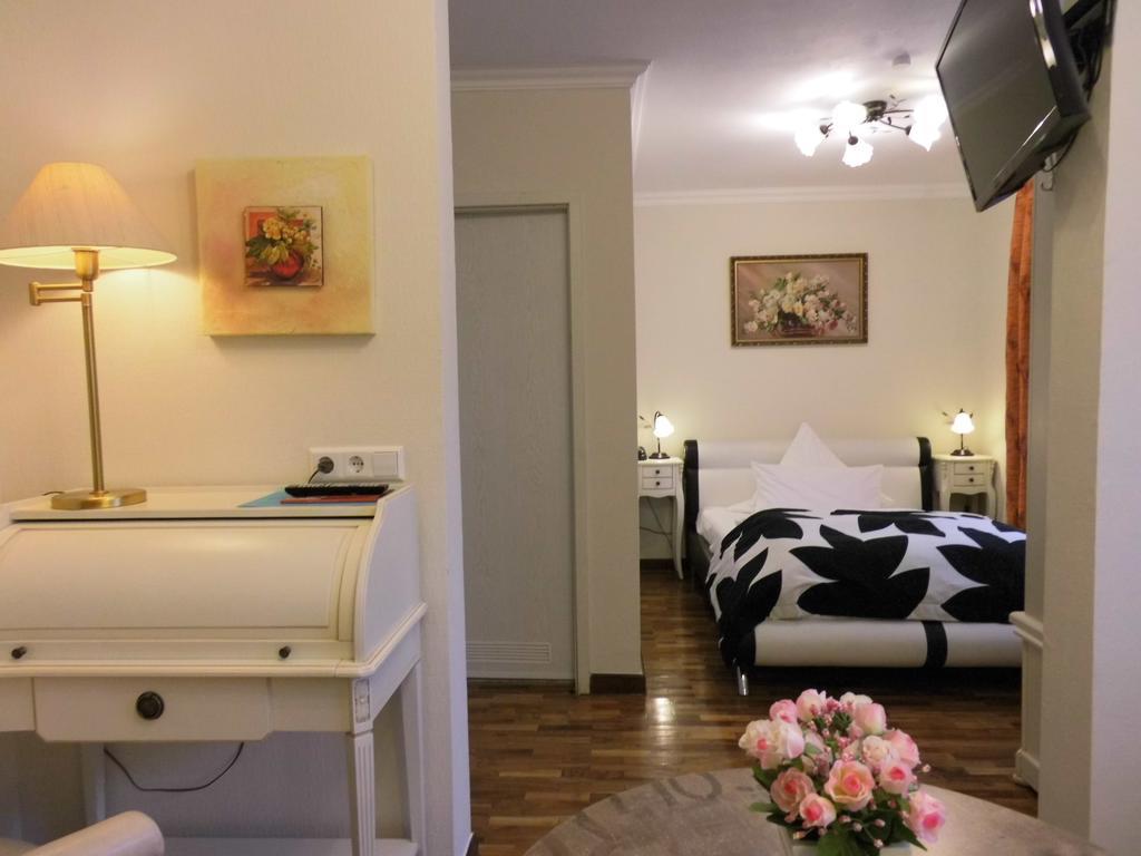 Aviv Aparthotel