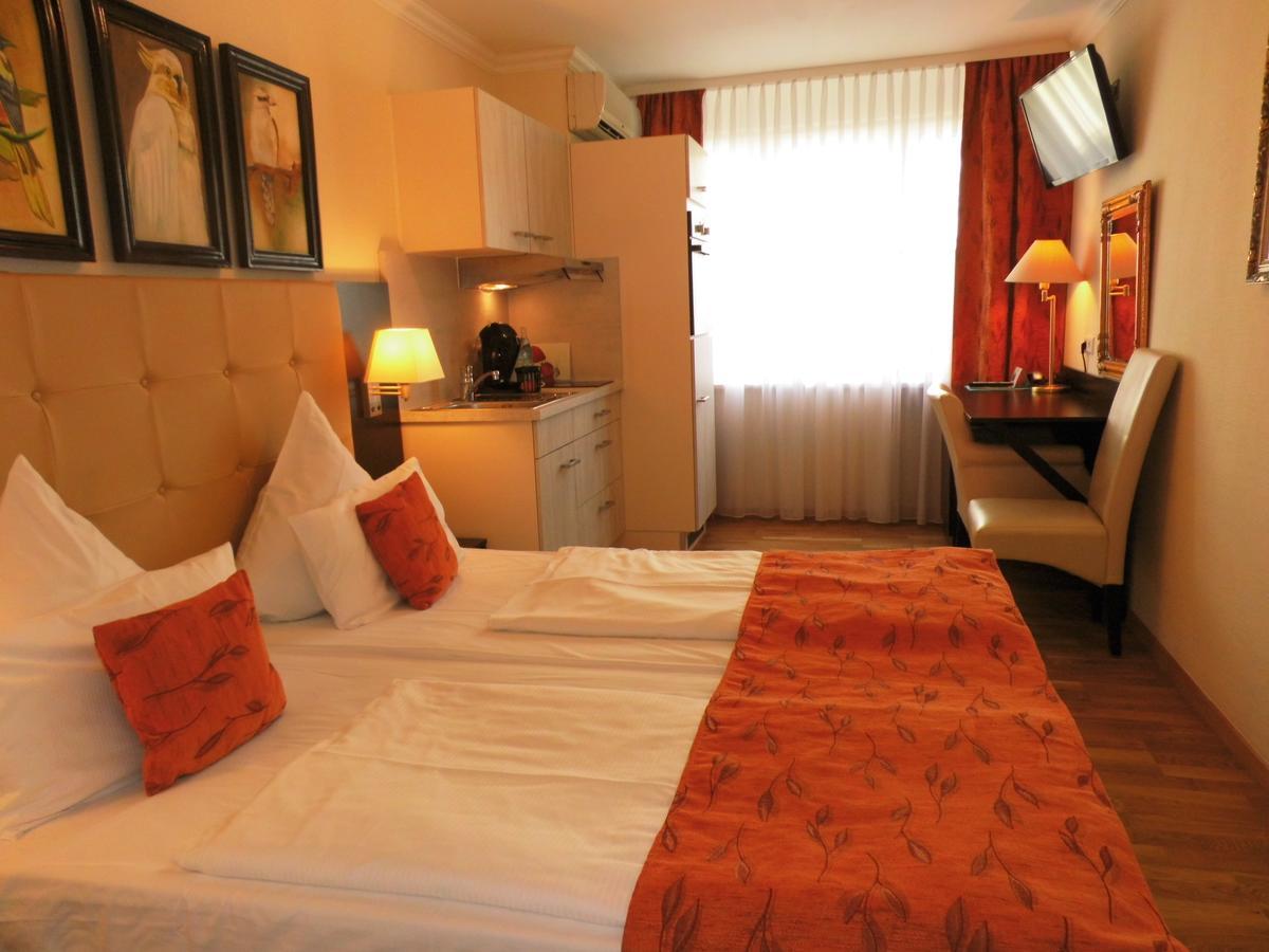 Aparthotel Aviv